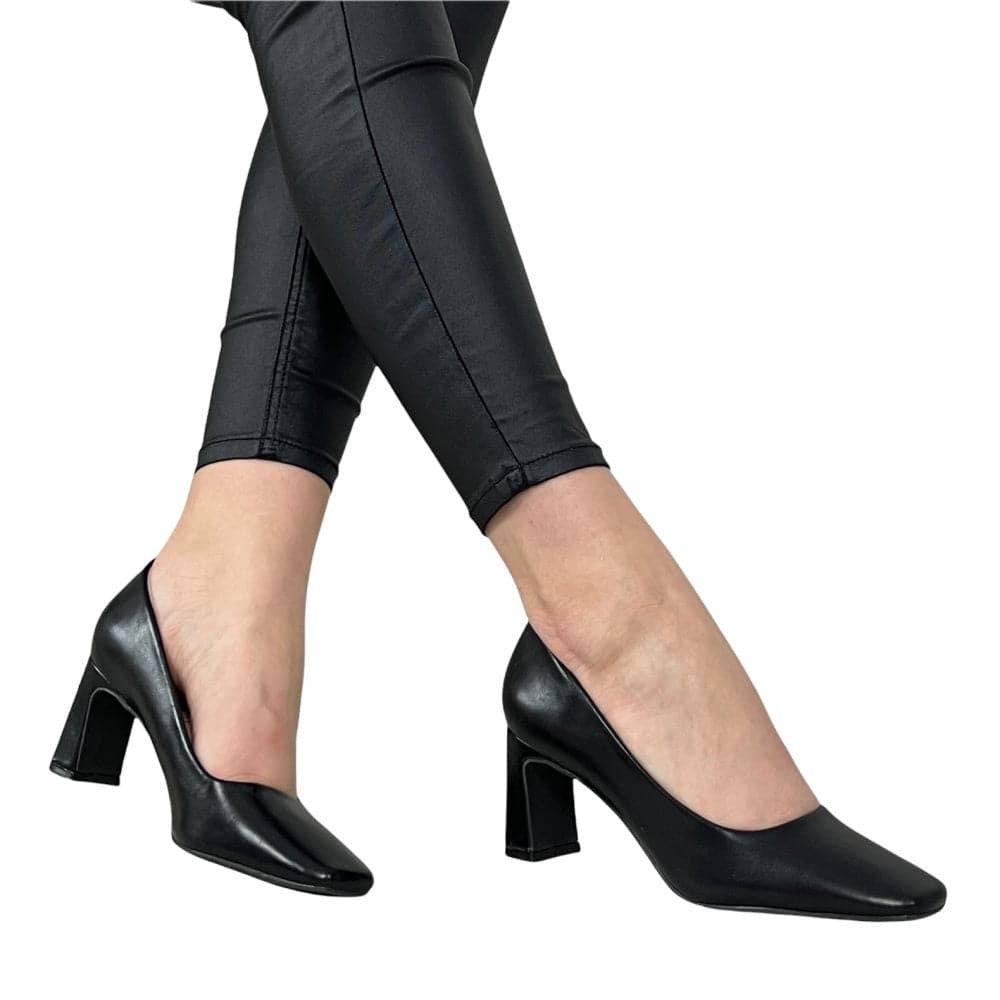 Pantofi Cu Toc Ivy Negru