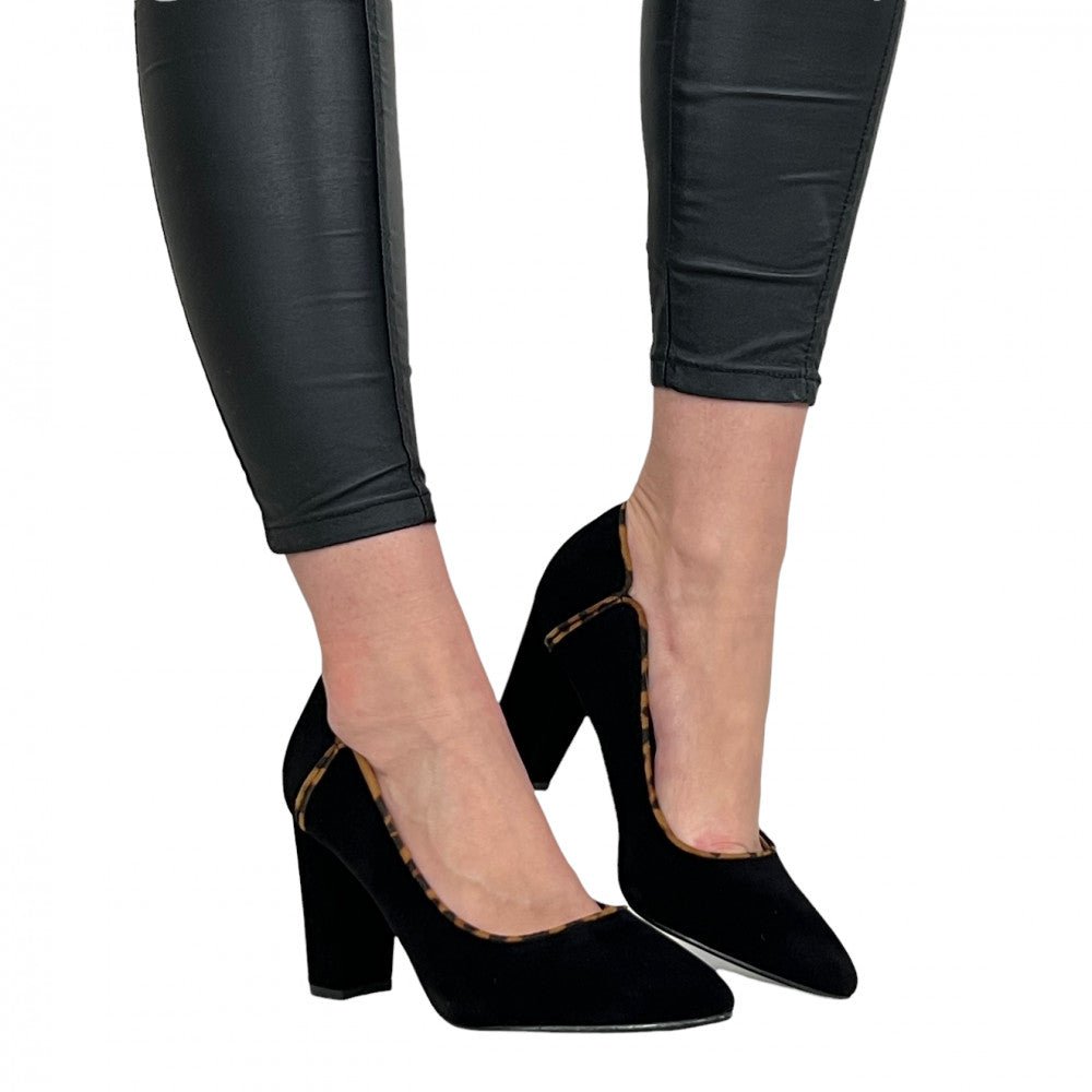 Pantofi Cu Toc Lelia Negru - BristoGool